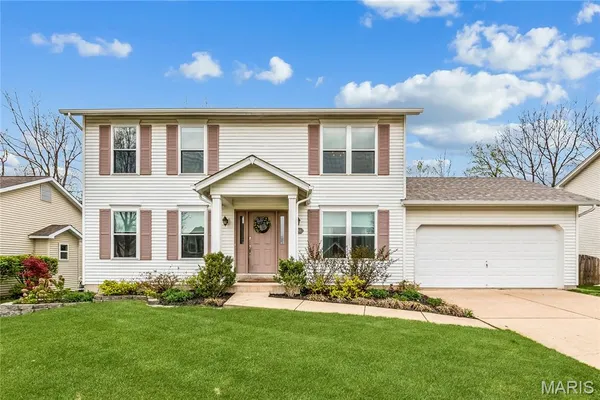 $425,000 | 1297 Old Stone Drive, O'Fallon, MO 63368