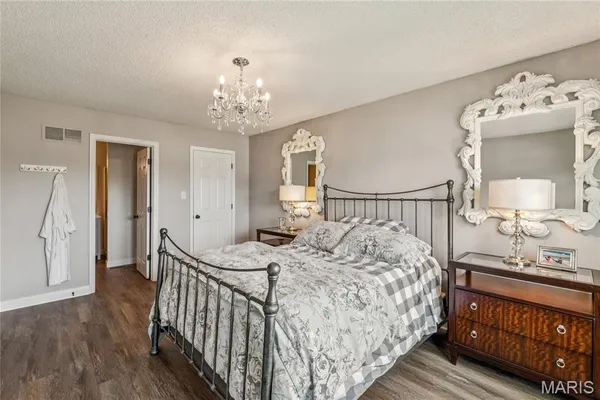 $425,000 | 1297 Old Stone Drive, O'Fallon, MO 63368