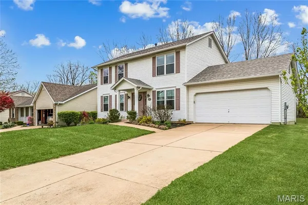 $425,000 | 1297 Old Stone Drive, O'Fallon, MO 63368