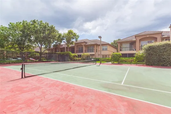 $3,200 | 821 Normandy Trace Road, Tampa, FL 33602