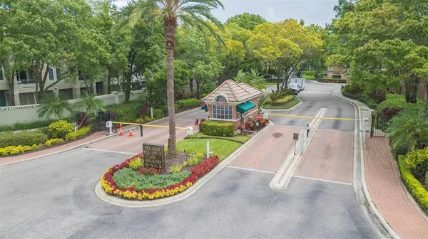 $3,200 | 821 Normandy Trace Road, Tampa, FL 33602