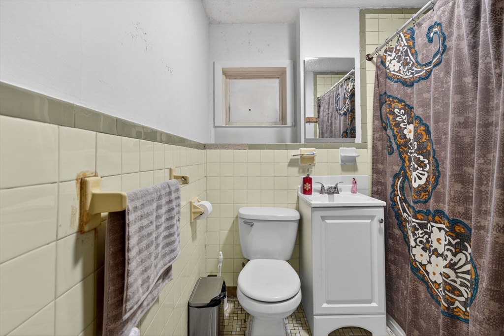 102 Rockaway Street Lynn, MA 01902 - Photo 13 of 42