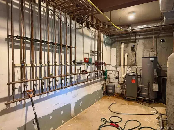 $2,999,000 | 180 Stone Hill Road, Bedford, NY 10506