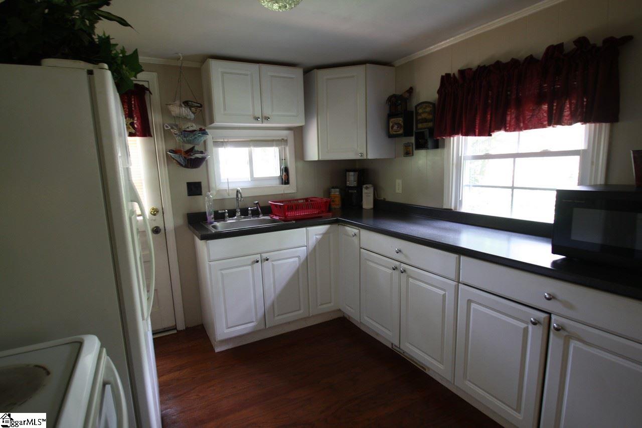 406 New Circle Road Travelers Rest, SC 29690 - Photo 5 of 19 Gallery Image 5