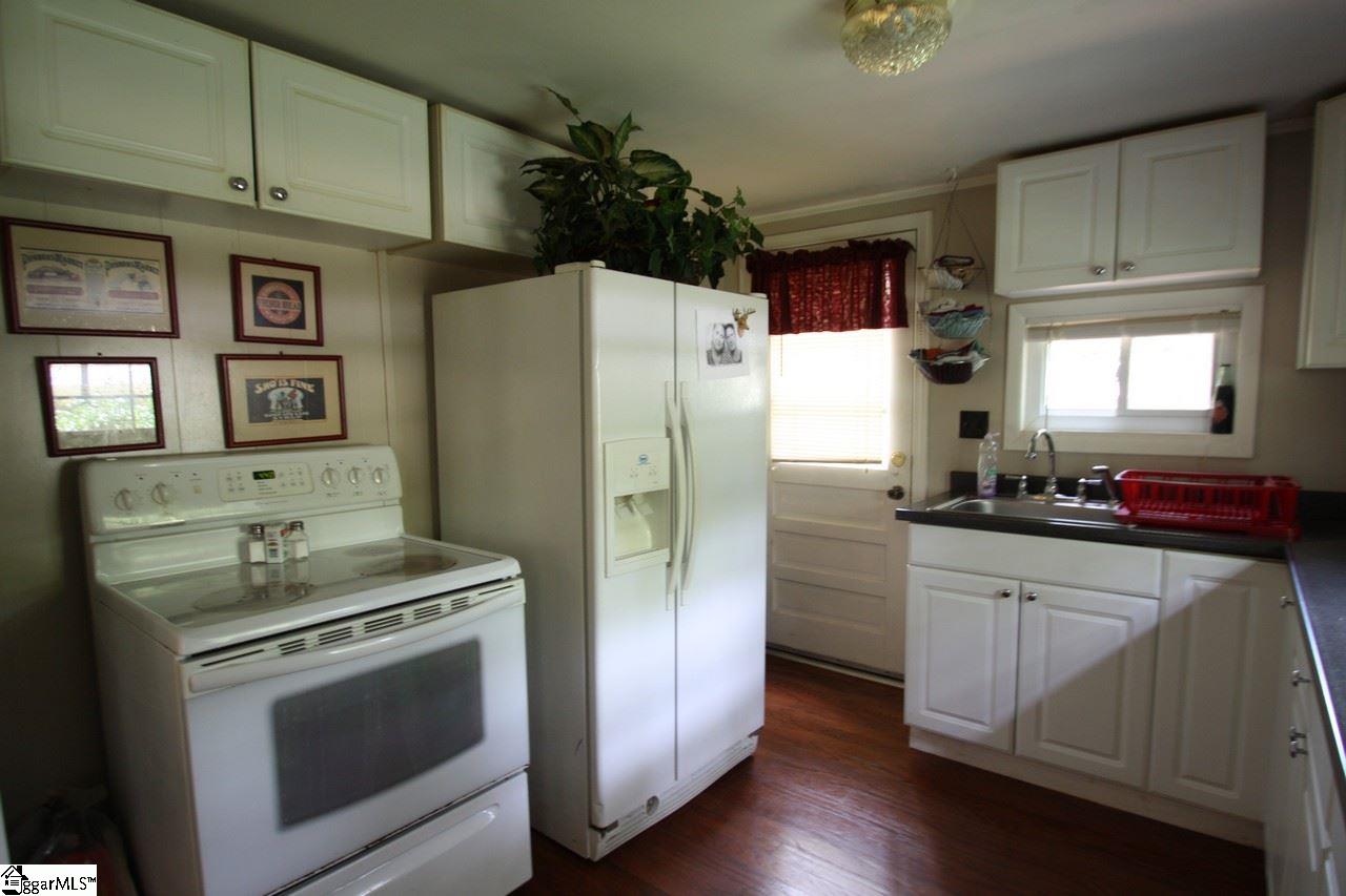 406 New Circle Road Travelers Rest, SC 29690 - Photo 6 of 19 Gallery Image 6