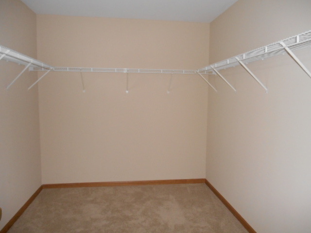 443 Cardinal Lane Bolingbrook, IL 60490 - Photo 10 of 22