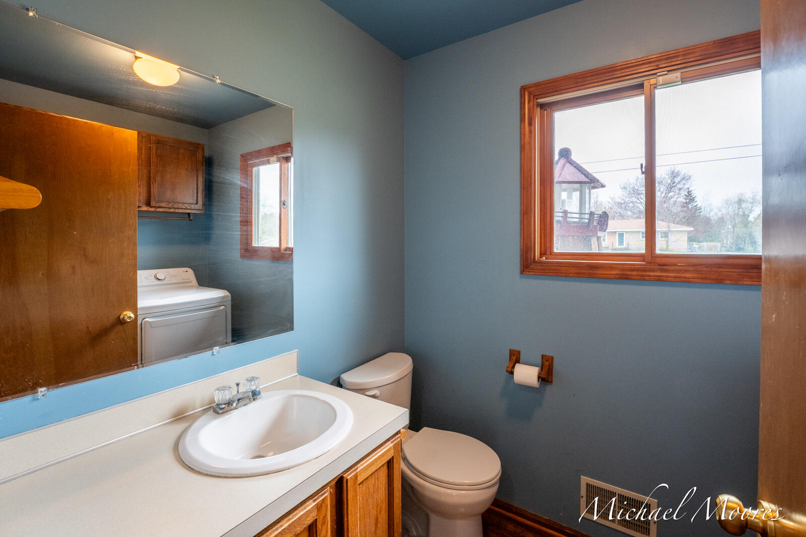 7130 28th Avenue Jenison, MI 49428 - Photo 17 of 32 7130 28th Ave-09
