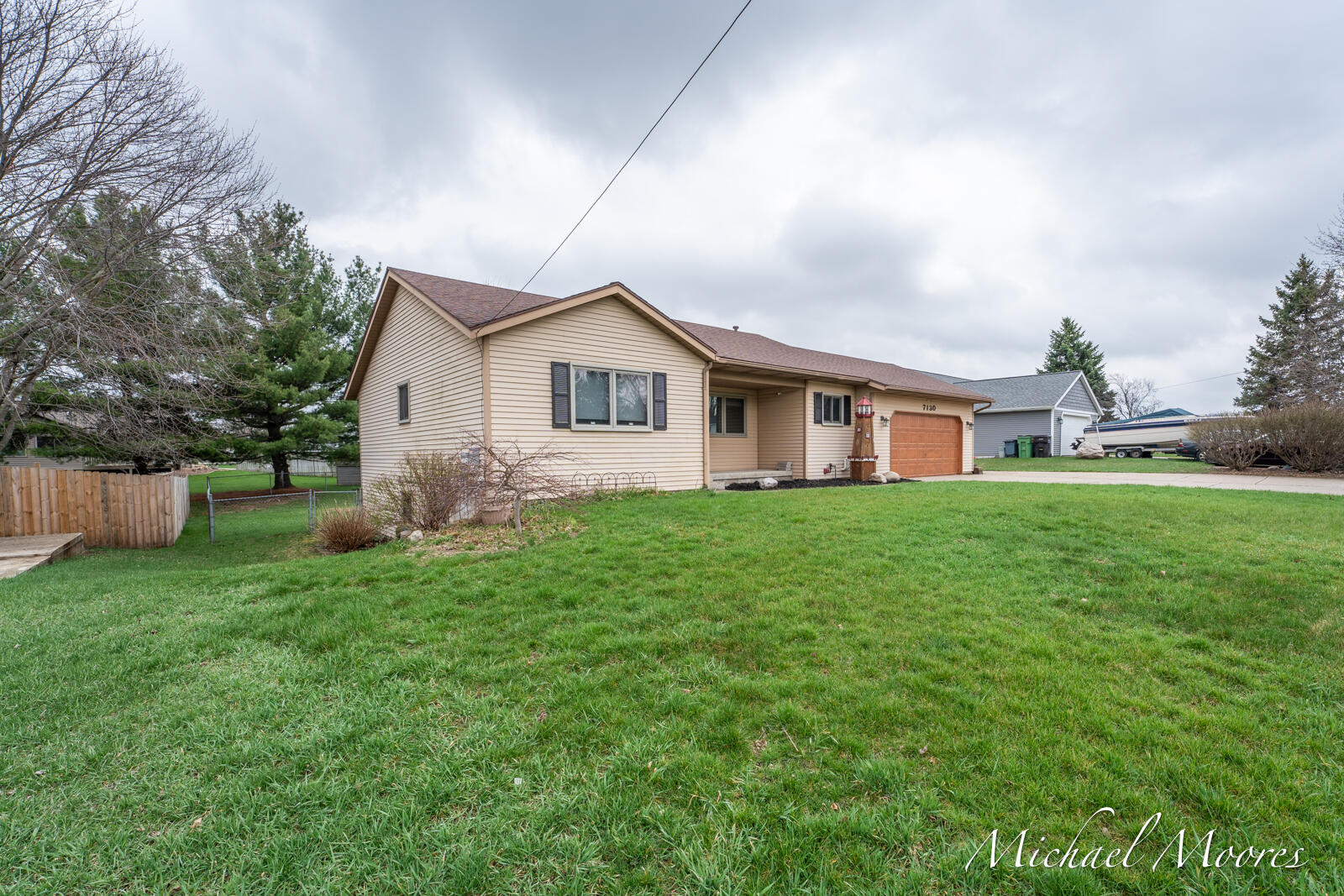 7130 28th Avenue Jenison, MI 49428 - Photo 2 of 32 7130 28th Ave-31