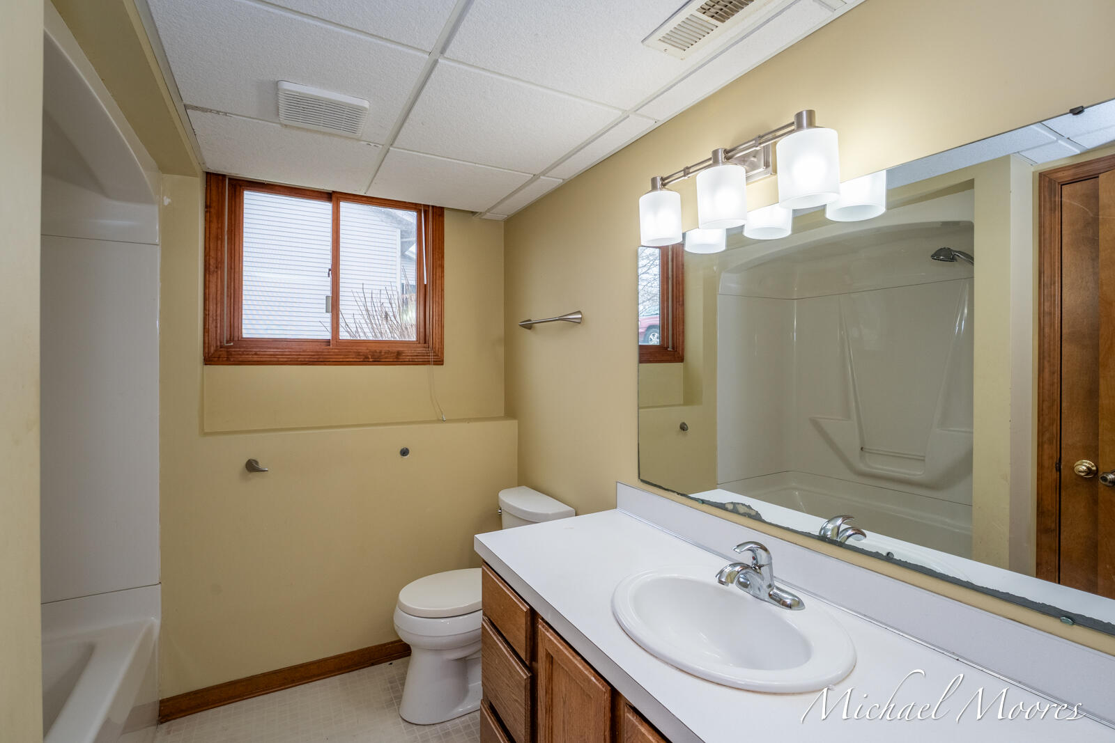 7130 28th Avenue Jenison, MI 49428 - Photo 26 of 32 7130 28th Ave-18