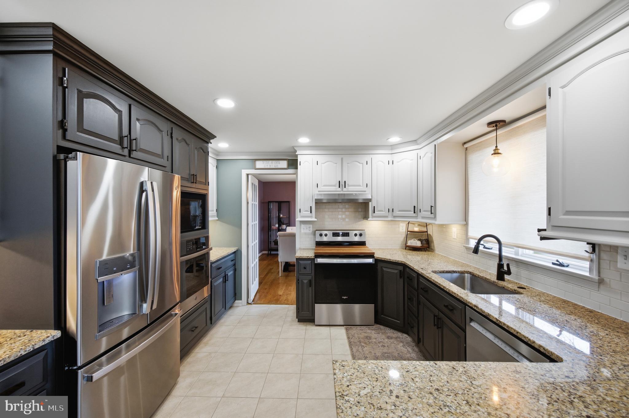 8450 Palmer Road Middletown, MD 21769 - Photo 35 of 94 Gourmet Farmhouse Kitchen