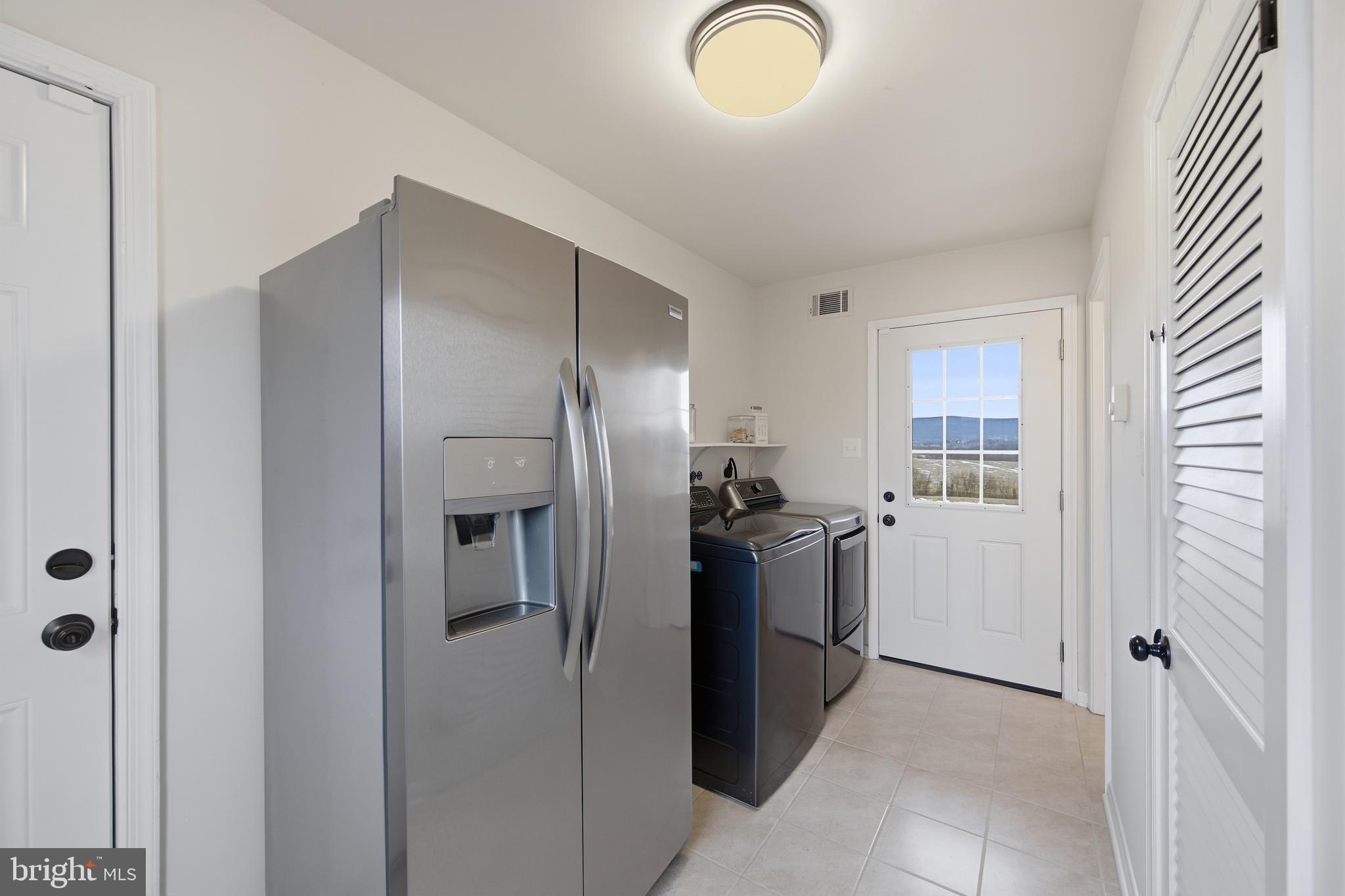 8450 Palmer Road Middletown, MD 21769 - Photo 46 of 94 Laundry Room & Breezeway