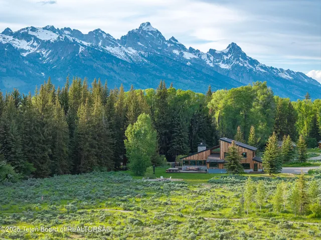 $6,500,000 | 450 East Phelps Canyon Road, Jackson, WY 83001