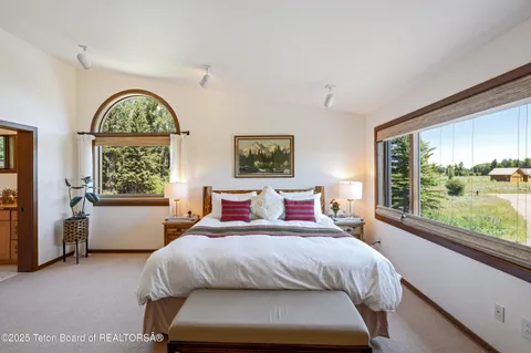 $6,500,000 | 450 East Phelps Canyon Road, Jackson, WY 83001