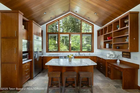 $6,500,000 | 450 East Phelps Canyon Road, Jackson, WY 83001