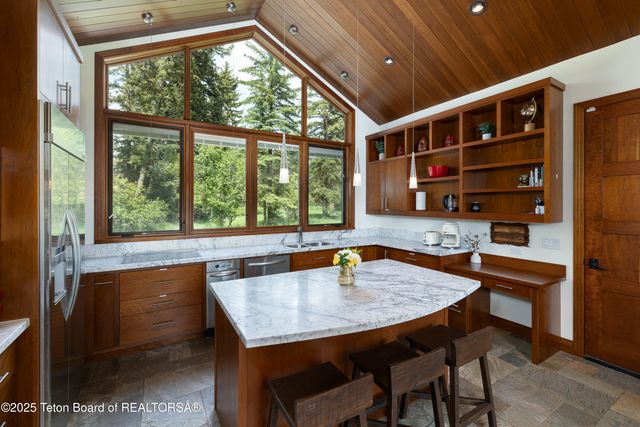 $6,500,000 | 450 East Phelps Canyon Road, Jackson, WY 83001