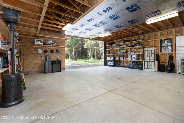 $6,500,000 | 450 East Phelps Canyon Road, Jackson, WY 83001