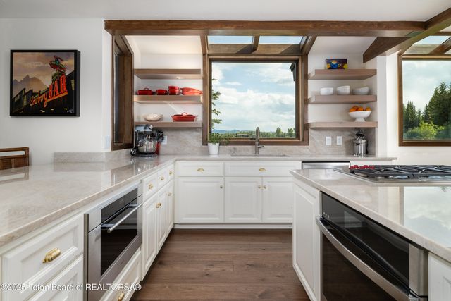 $6,500,000 | 450 East Phelps Canyon Road, Jackson, WY 83001