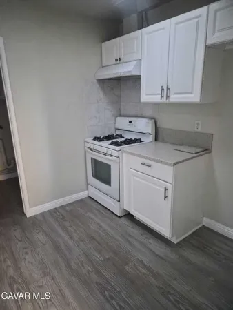 $3,000 | 38657 Ladelle Avenue, Palmdale, CA 93550