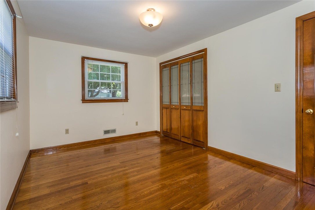34 Marshall Road Woonsocket, RI 02895 - Photo 11 of 22