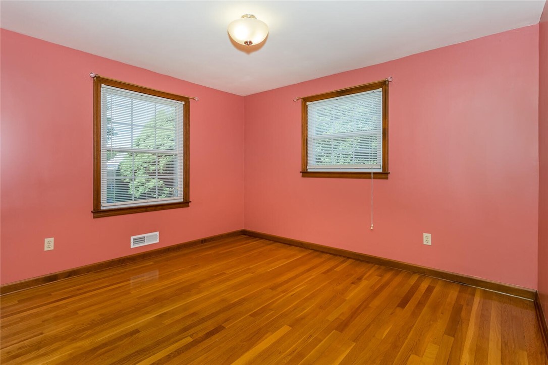 34 Marshall Road Woonsocket, RI 02895 - Photo 12 of 22