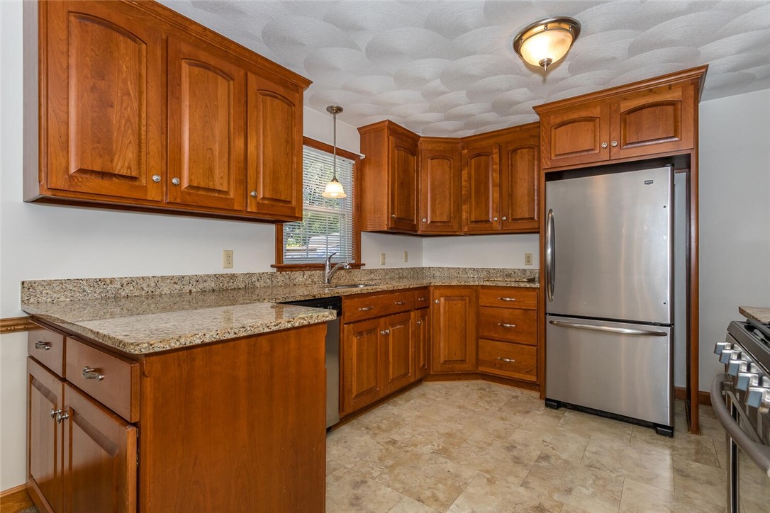 34 Marshall Road Woonsocket, RI 02895 - Photo 8 of 22