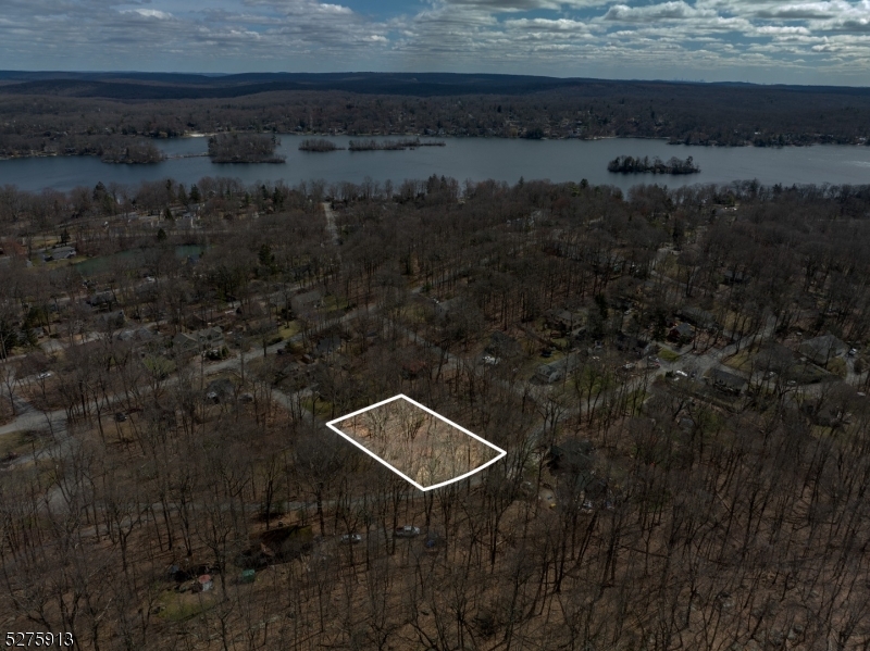 222 Acabonack Road Vernon, NJ 07422 - Photo 15 of 21