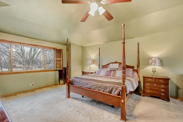 $649,500 | 1413 Weyers Court, Schaumburg, IL 60193