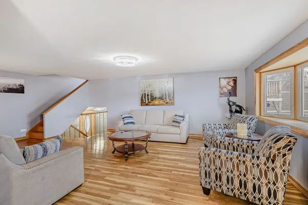 $649,500 | 1413 Weyers Court, Schaumburg, IL 60193