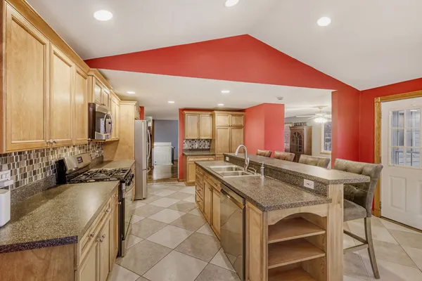 $649,500 | 1413 Weyers Court, Schaumburg, IL 60193