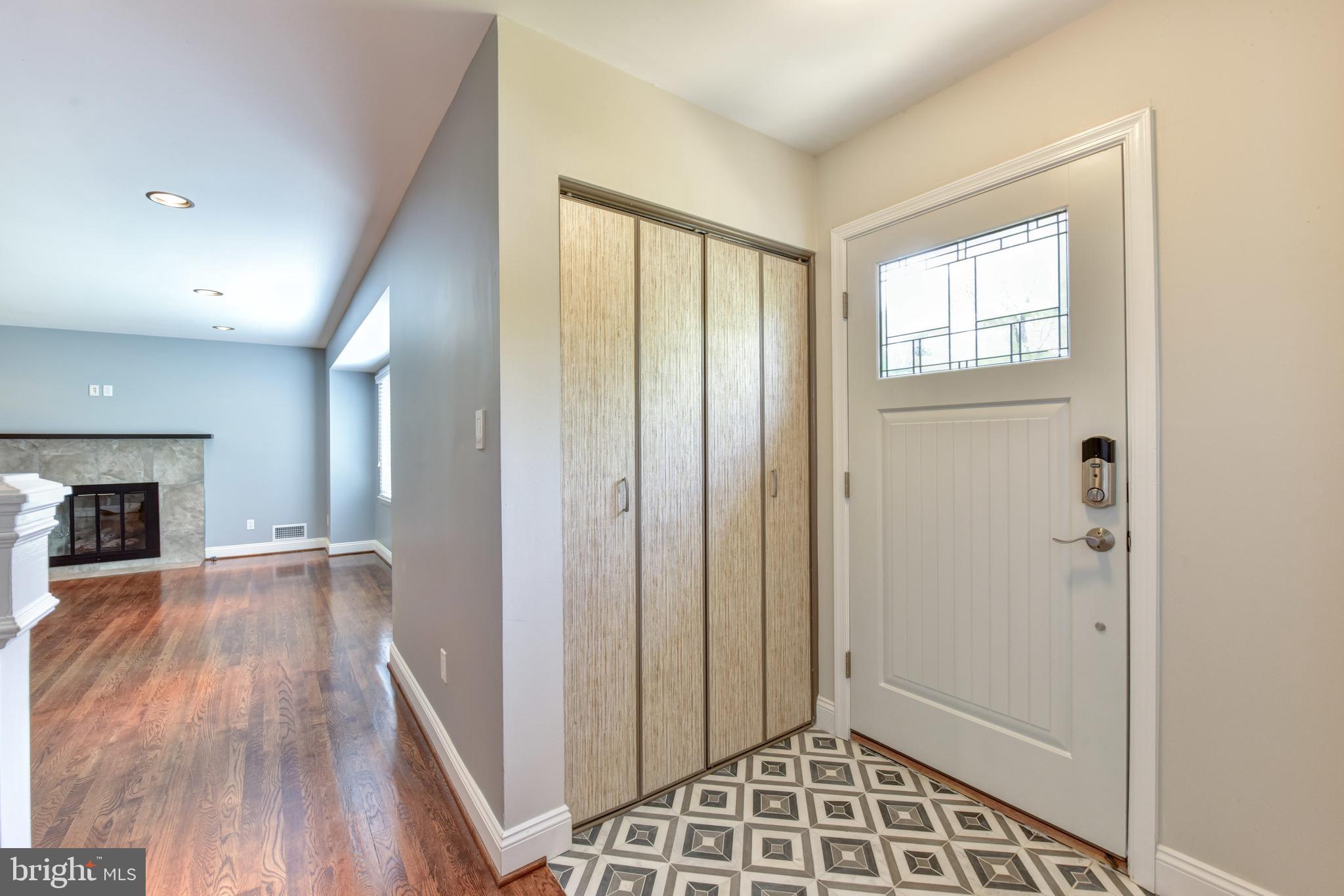 8332 Wagon Wheel Road Alexandria, VA 22309 - Photo 12 of 39 Front entrance