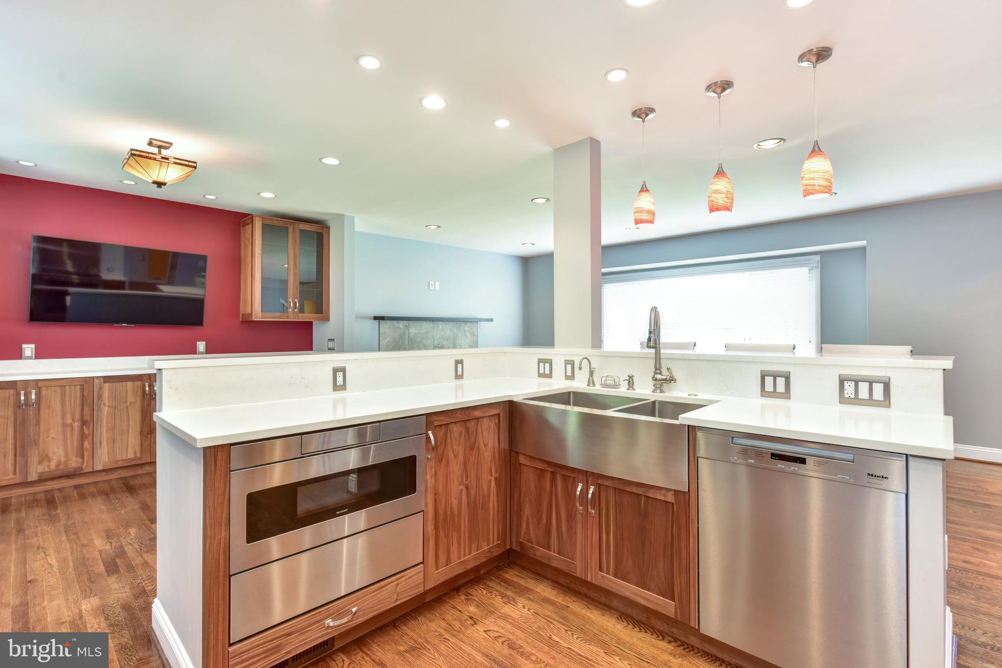 8332 Wagon Wheel Road Alexandria, VA 22309 - Photo 8 of 39 Kitchen
