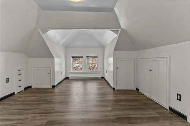 $2,300 | 437 Charles Street, Providence, RI 02904