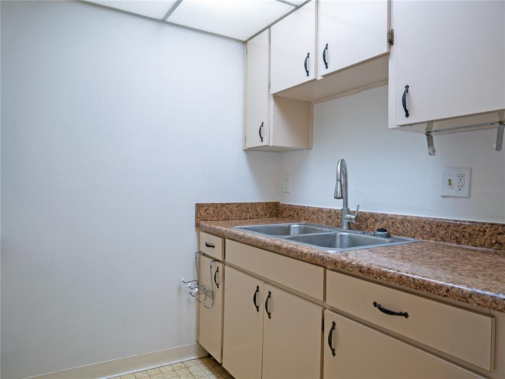 2444 Enterprise Road, Unit 29 Clearwater, FL 33763 - Photo 11 of 23