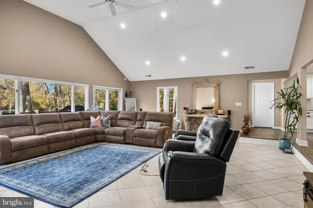 $715,000 | 155 Tuckerton Road, Medford Lakes, NJ 08055