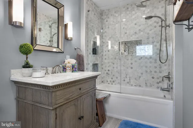 $715,000 | 155 Tuckerton Road, Medford Lakes, NJ 08055