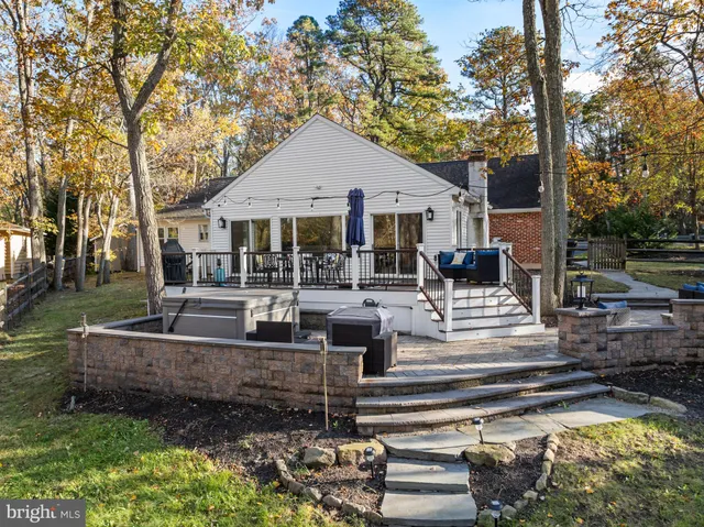 $715,000 | 155 Tuckerton Road, Medford Lakes, NJ 08055