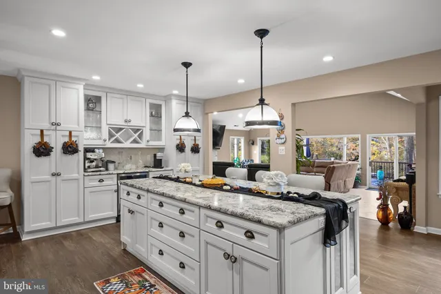 $715,000 | 155 Tuckerton Road, Medford Lakes, NJ 08055