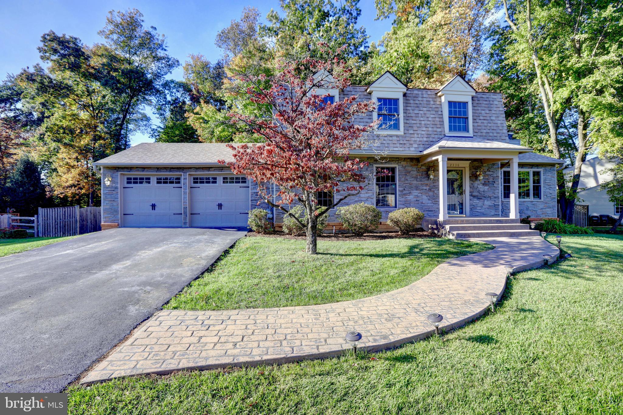 2336 Rosedown Drive Reston, VA 20191 - Photo 4 of 30 GREAT DRIVEWAY FOR LOTS OF FAMILY AND FRIENDS