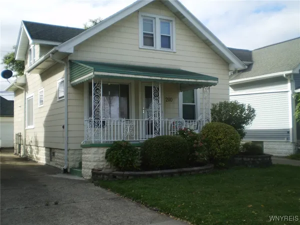 $219,900 | 200 Mayville Avenue, Tonawanda, NY 14217