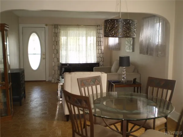 $219,900 | 200 Mayville Avenue, Tonawanda, NY 14217