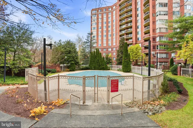 a view of building with outdoor space