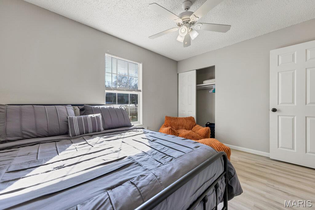 6995 Candlewick Way Florissant, MO 63033 - Photo 13 of 34