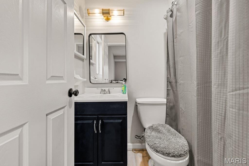 6995 Candlewick Way Florissant, MO 63033 - Photo 17 of 34