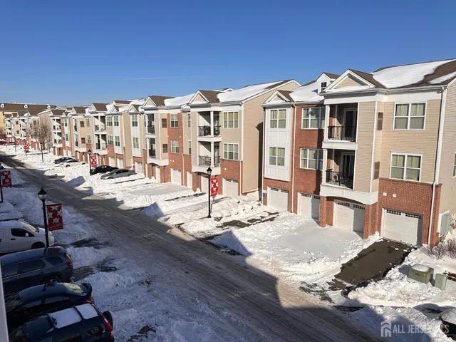 $2,025 | 365 Lehigh Avenue, Unit 309, Perth Amboy, NJ 08861