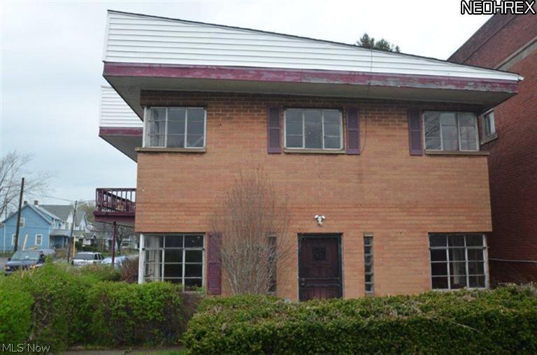 1401 Eddy Road Cleveland, OH 44108 - Photo 3 of 7