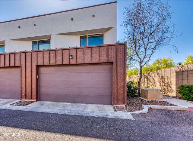 a view of outdoor space