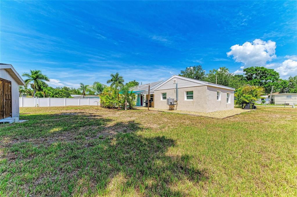 901 Oak Street Southwest Ruskin, FL 33570 - Photo 59 of 63