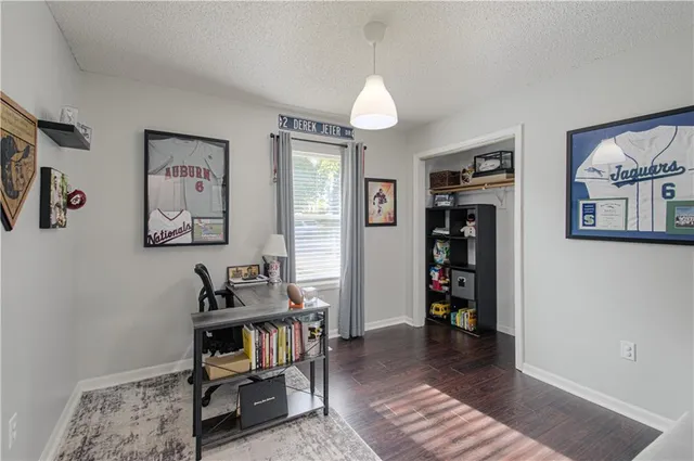 $244,900 | 504 Southeast 21st Street, Oak Grove, MO 64075