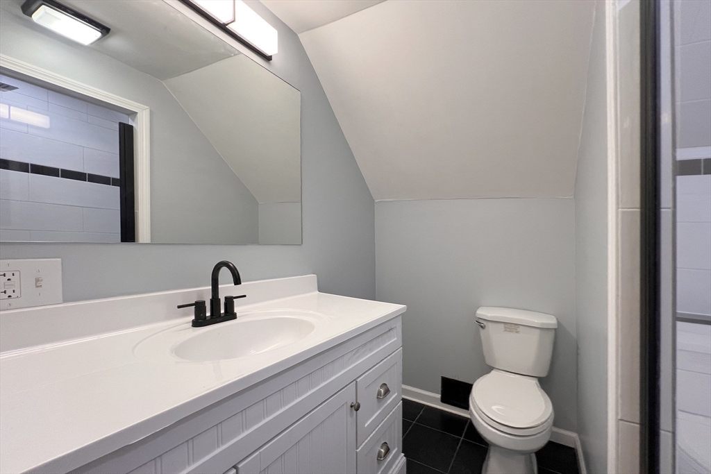 31 Crawford Circle Springfield, MA 01108 - Photo 22 of 41