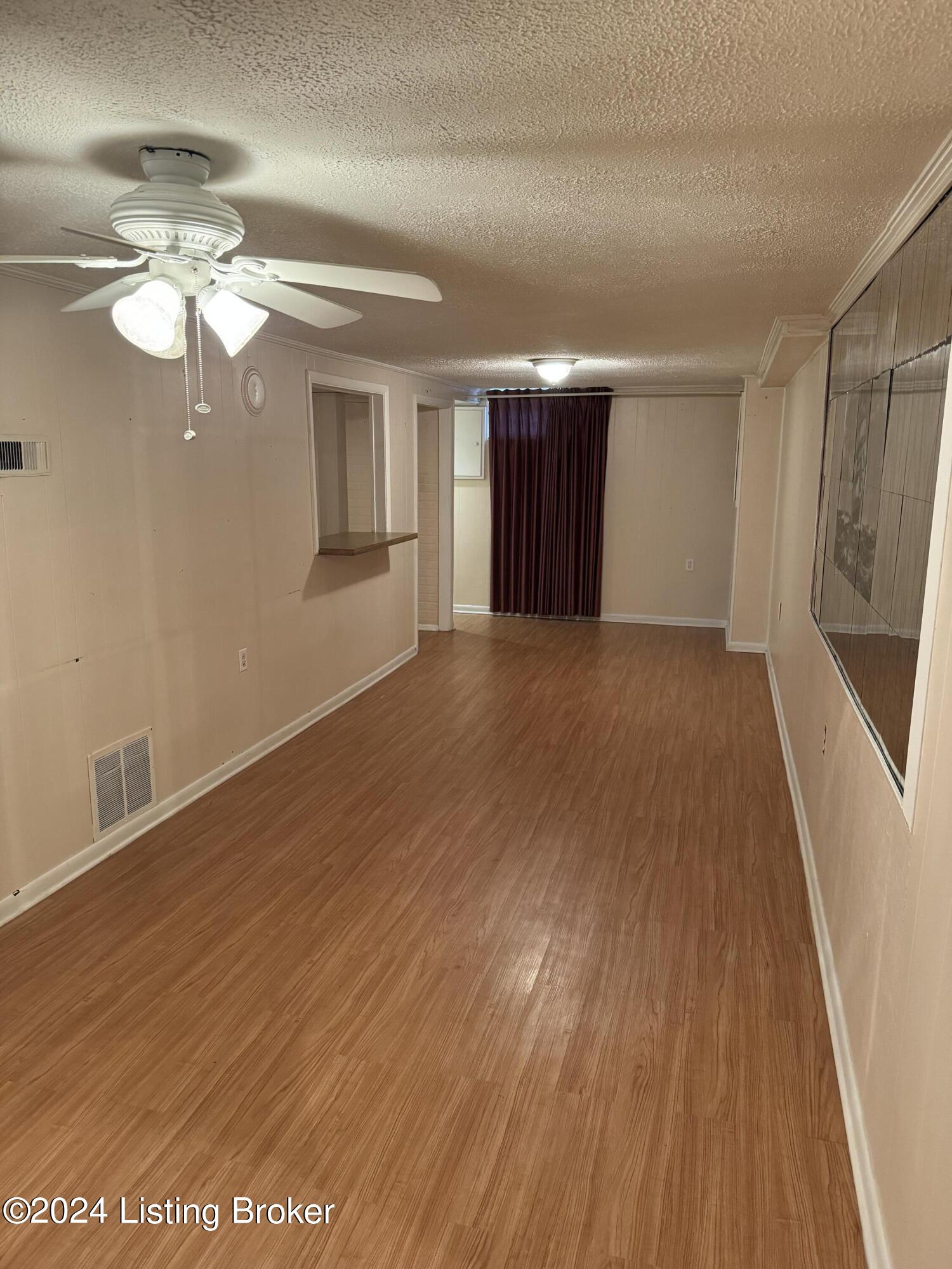 3060 University Road Louisville, KY 40206 - Photo 24 of 33 IMG_3639